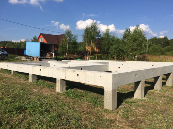 Современный фундамент: из чего делать?